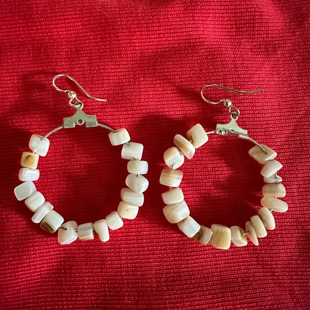 Handmade gorgeous shell earrings. Stylish.Never worn. See pic for measurements.